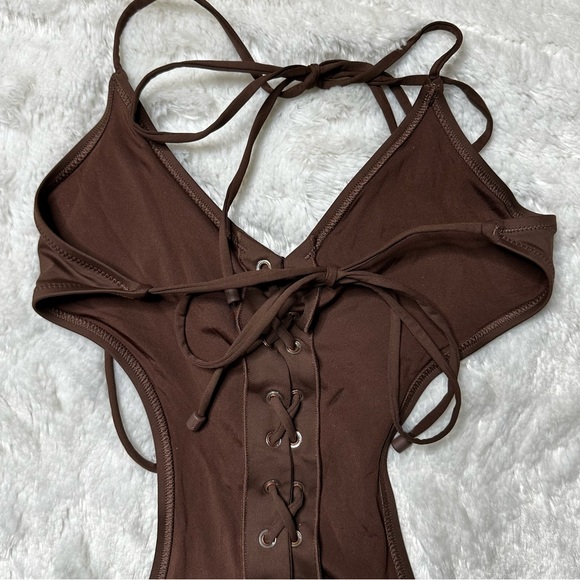 NWT Skims Signature Swim Lace Up Monokini in Cocoa Women’s M - Picture 3 of 9